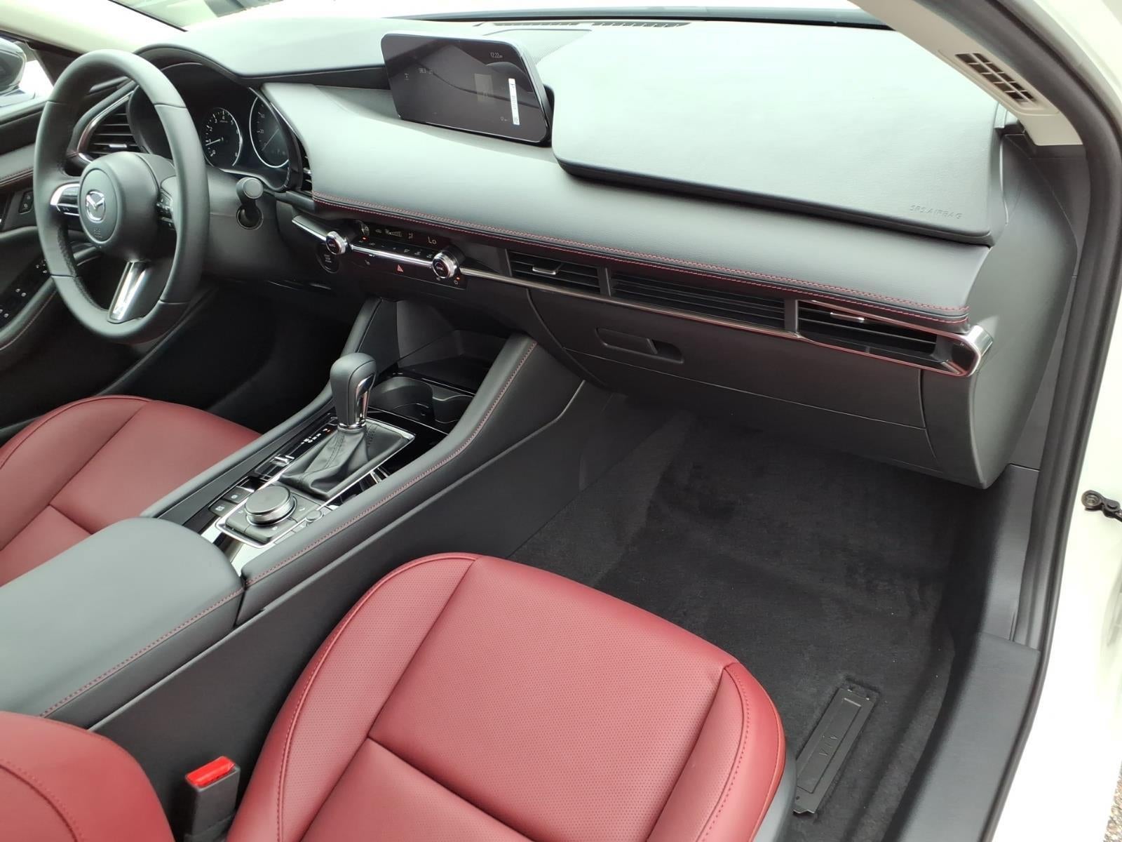 2026 Mazda Mazda3 Sedan 2.5 S Carbon Edition AWD