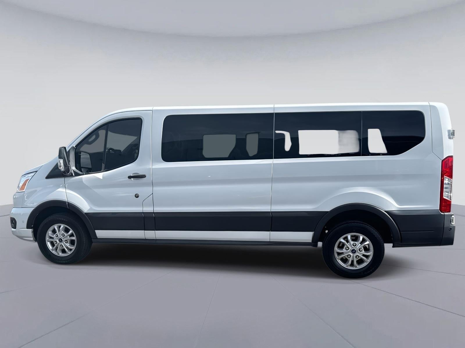 2021 Ford Transit Passenger Wagon XLT