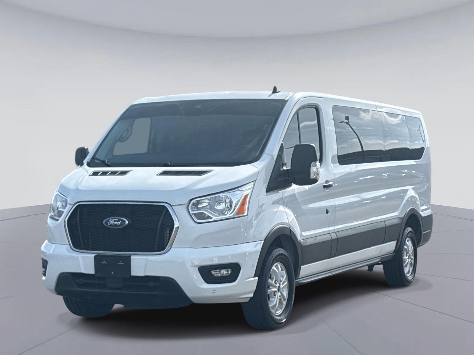 2021 Ford Transit Passenger Wagon XLT