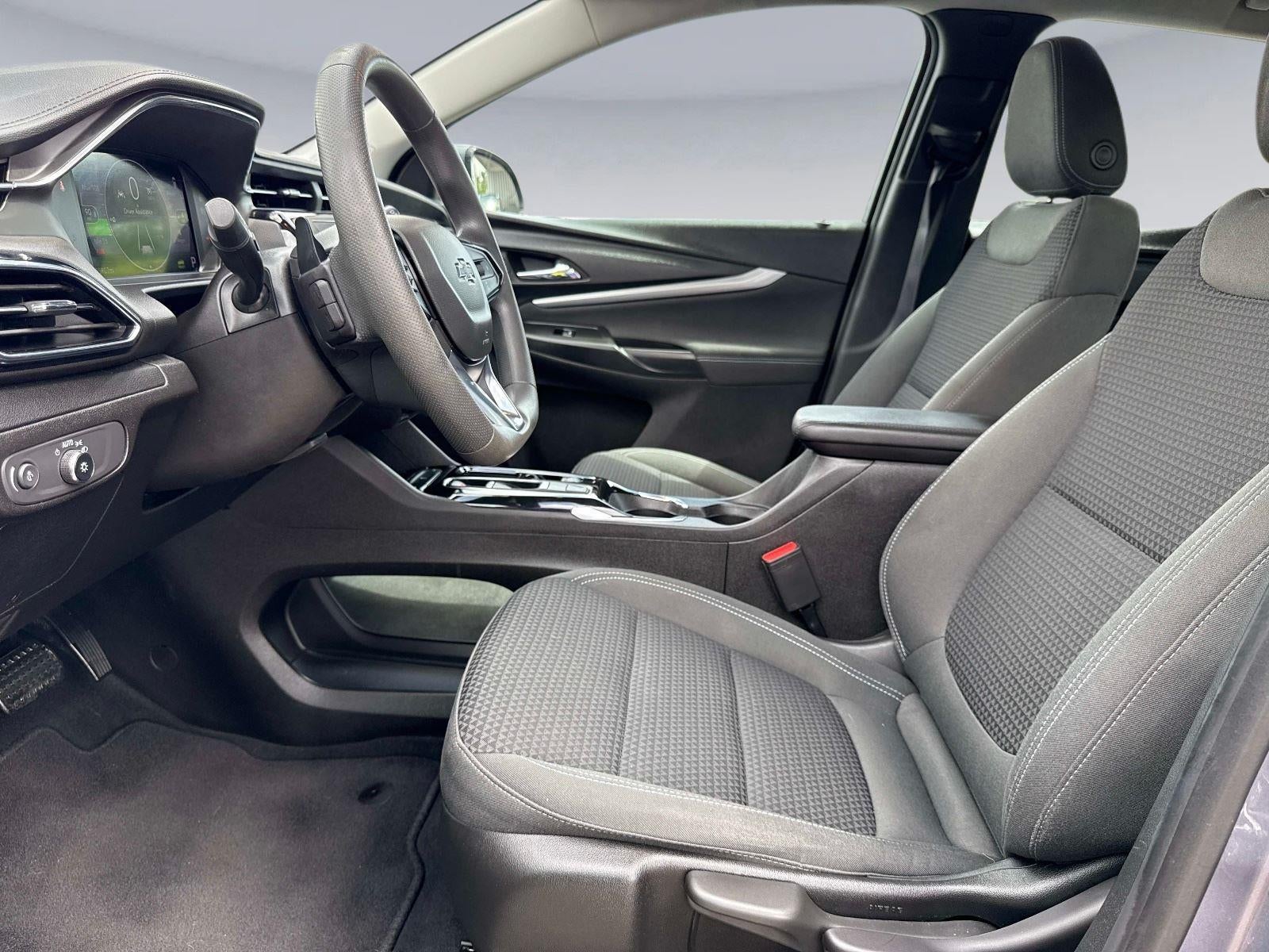 2023 Chevrolet Bolt EUV LT