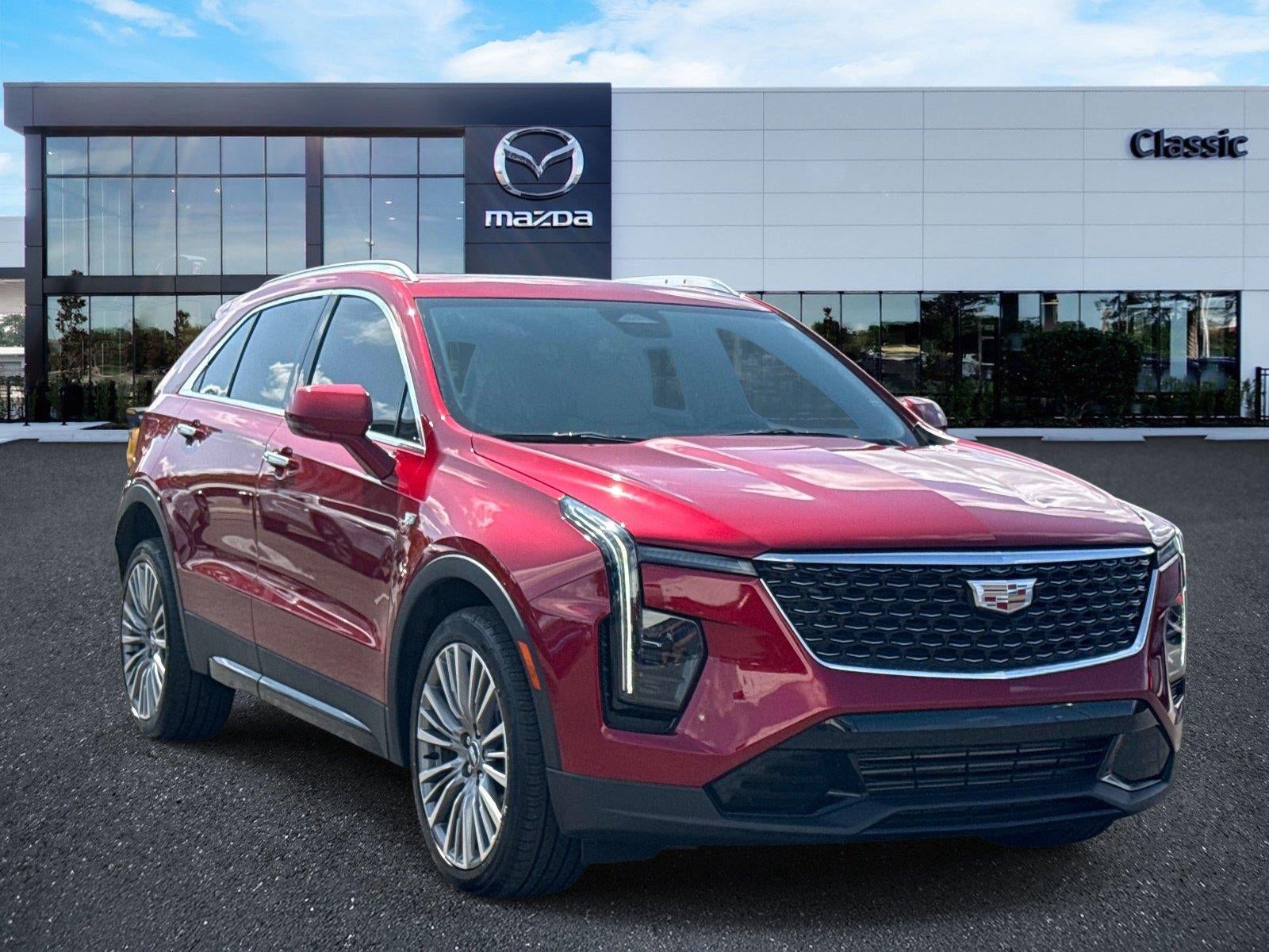 2024 Cadillac XT4 FWD Premium Luxury