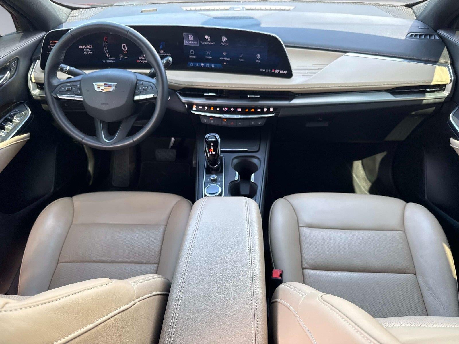 2024 Cadillac XT4 FWD Premium Luxury