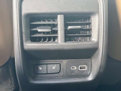 2024 Cadillac XT4 FWD Premium Luxury