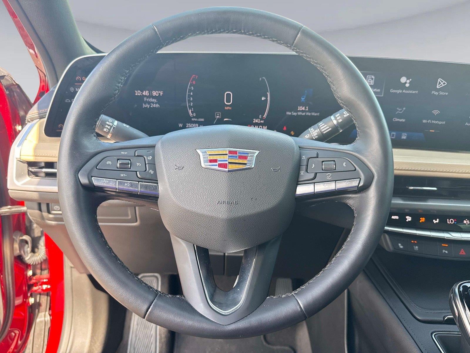 2024 Cadillac XT4 FWD Premium Luxury