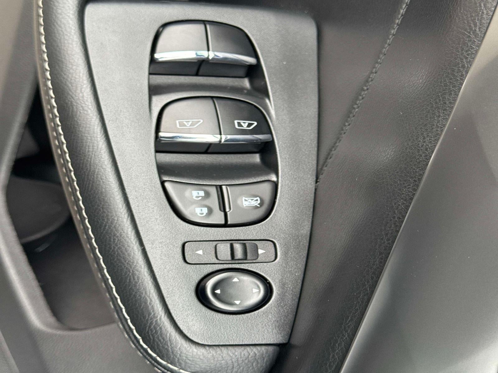 2021 Nissan Maxima SV