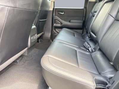 2024 Nissan Frontier SL