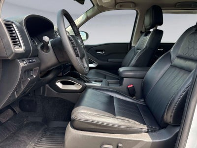 2024 Nissan Frontier SL