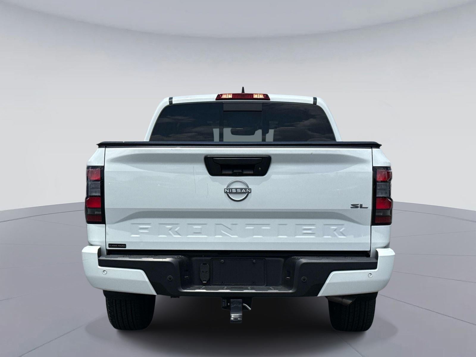 2024 Nissan Frontier SL