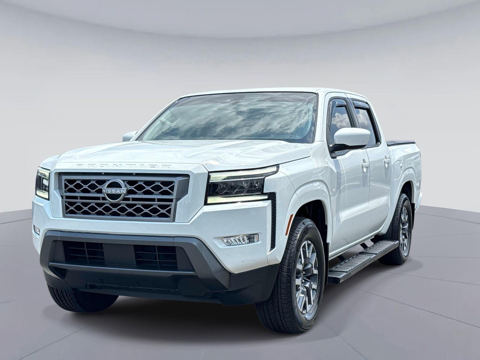 2024 Nissan Frontier SL
