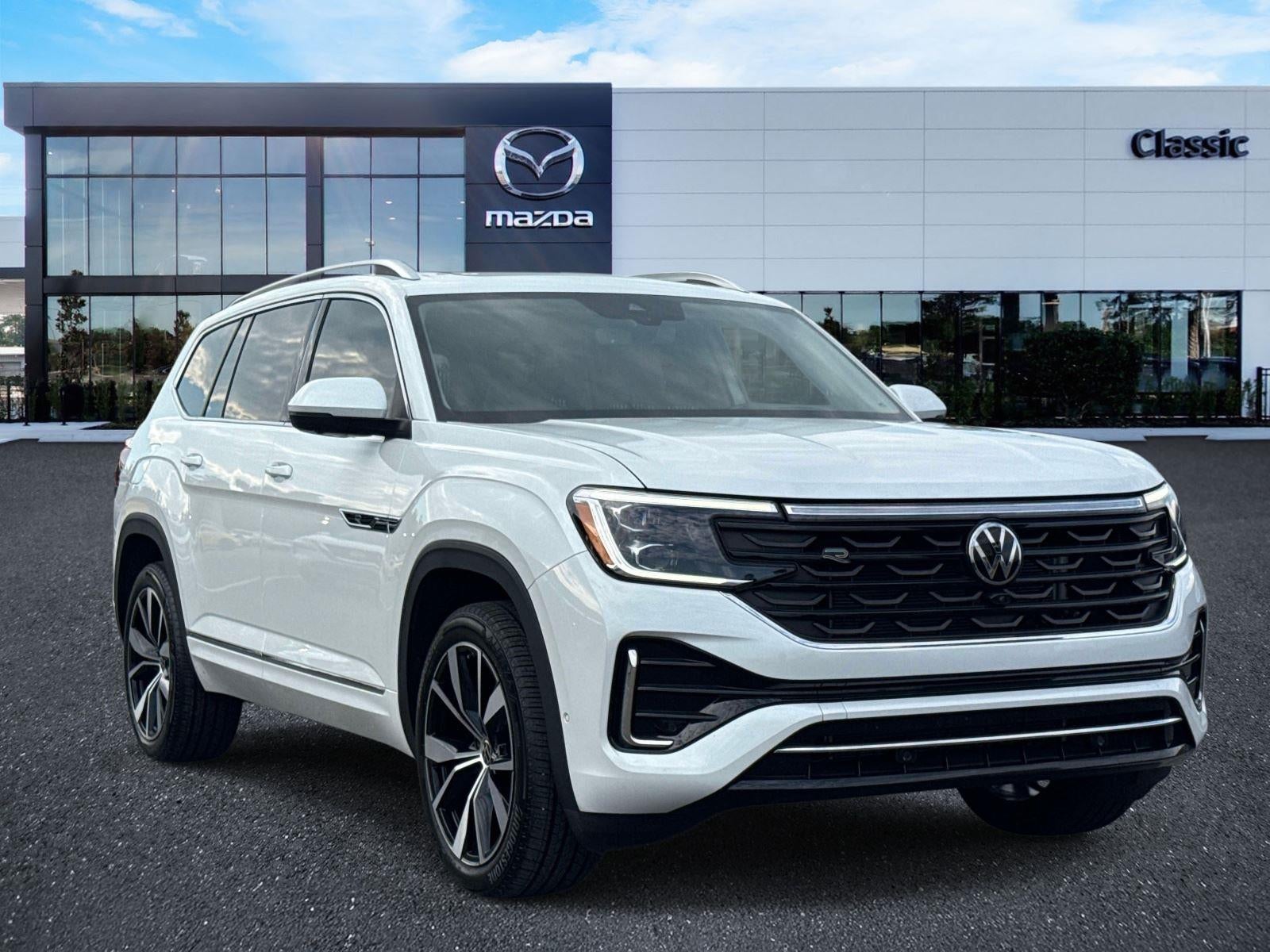 2025 Volkswagen Atlas 2.0T SEL Premium R-Line