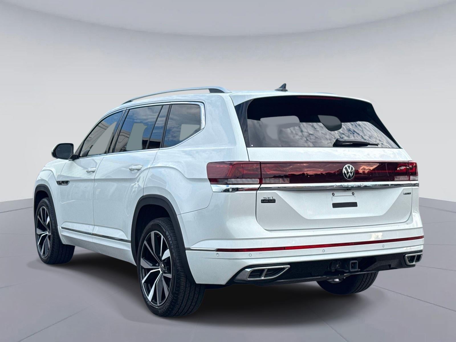 2025 Volkswagen Atlas 2.0T SEL Premium R-Line