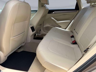 2015 Volkswagen Passat 1.8T SE