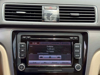 2015 Volkswagen Passat 1.8T SE