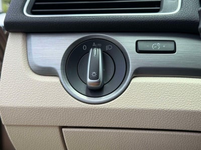 2015 Volkswagen Passat 1.8T SE