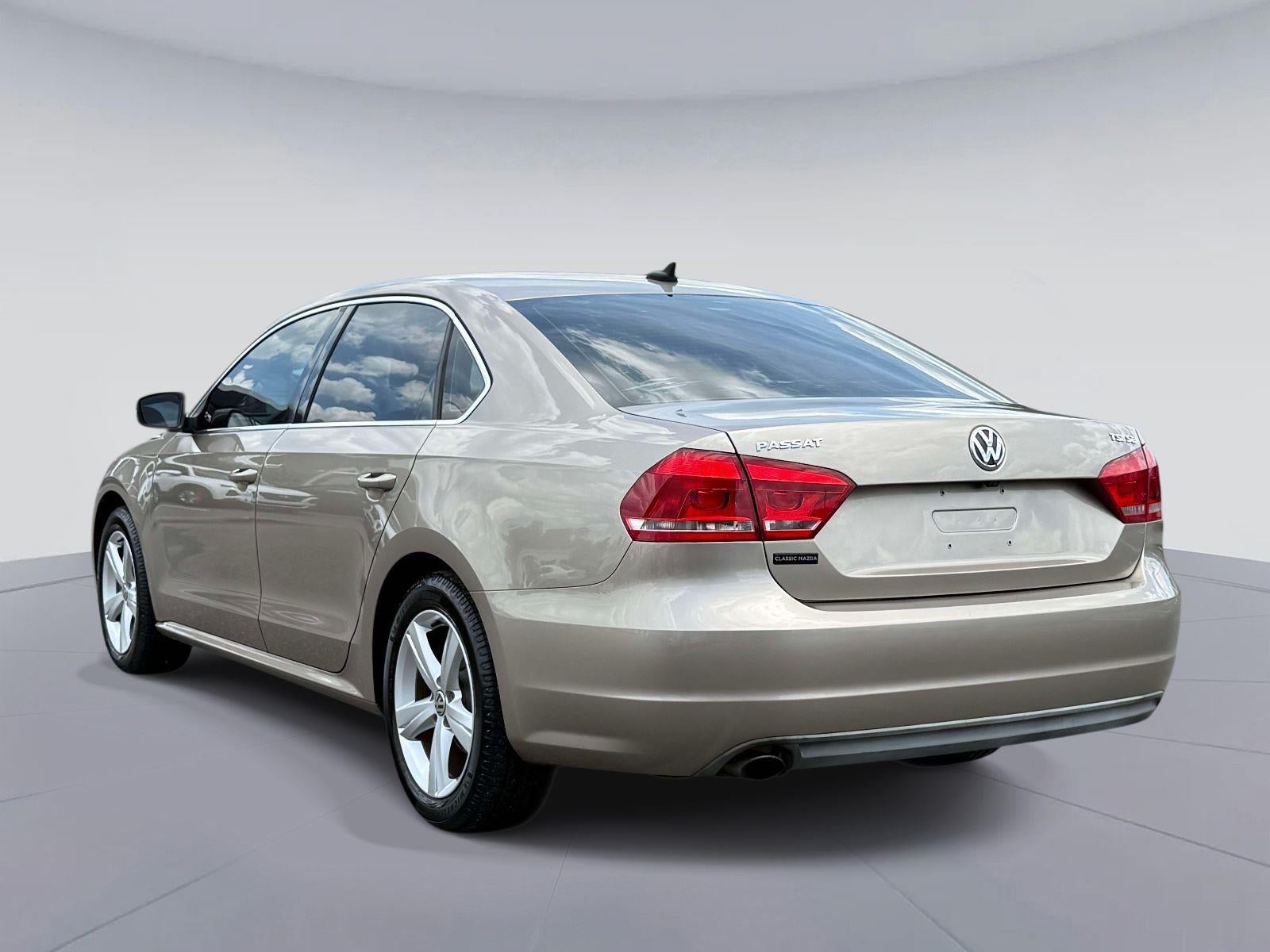 2015 Volkswagen Passat 1.8T SE