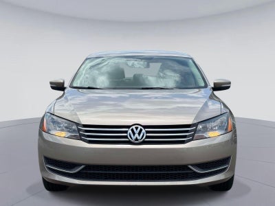 2015 Volkswagen Passat 1.8T SE