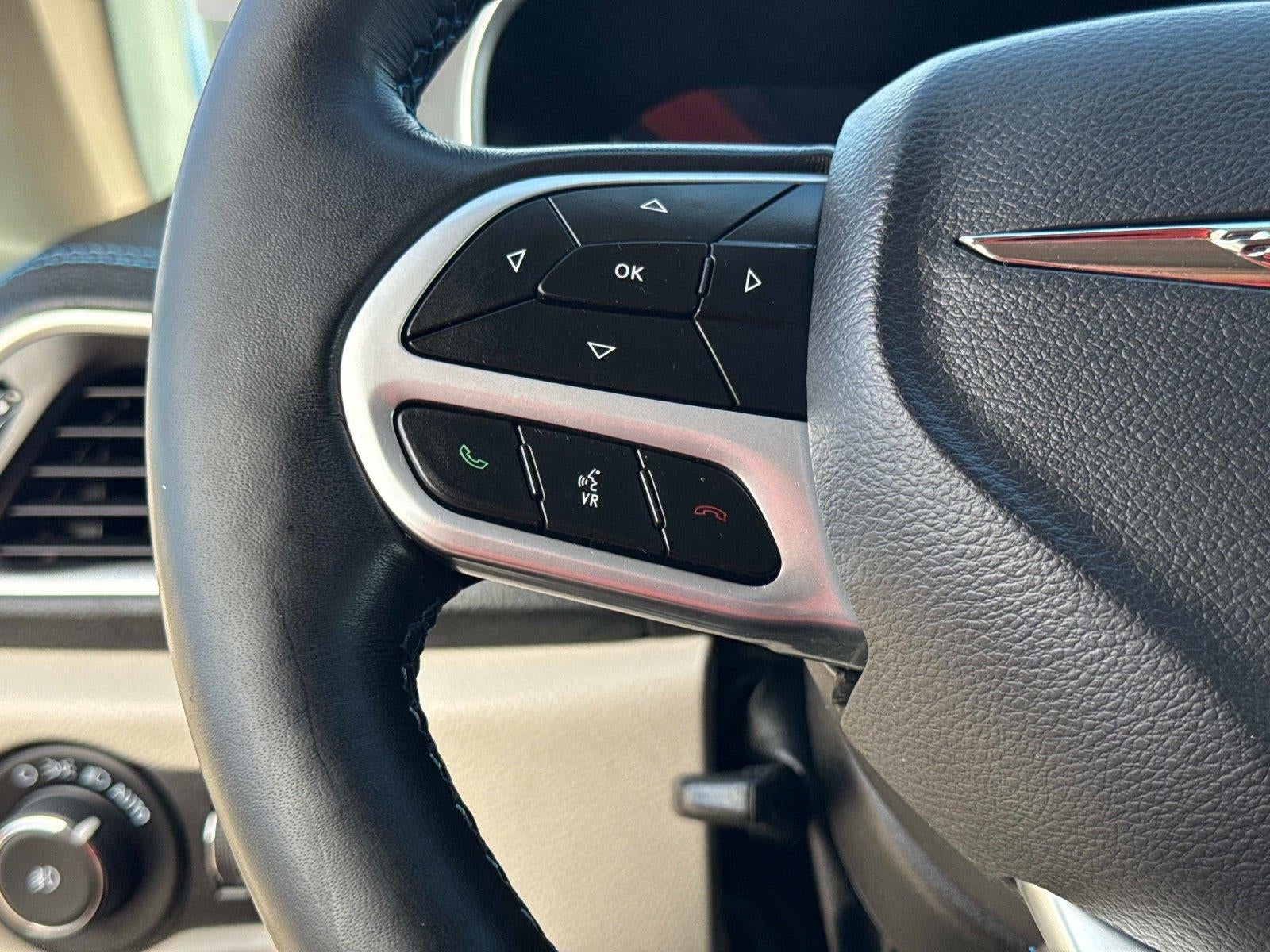 2021 Chrysler Pacifica Touring L