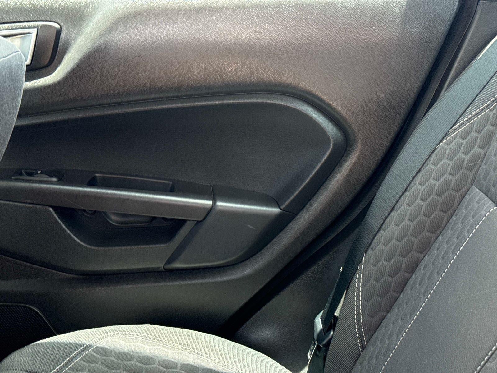 2016 Ford Fiesta SE