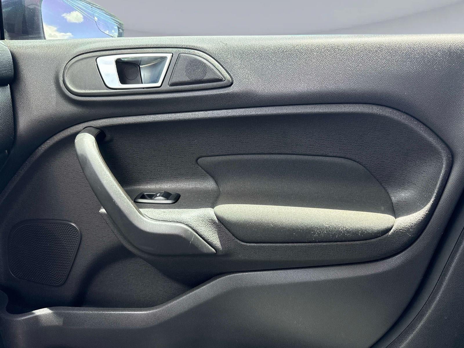2016 Ford Fiesta SE