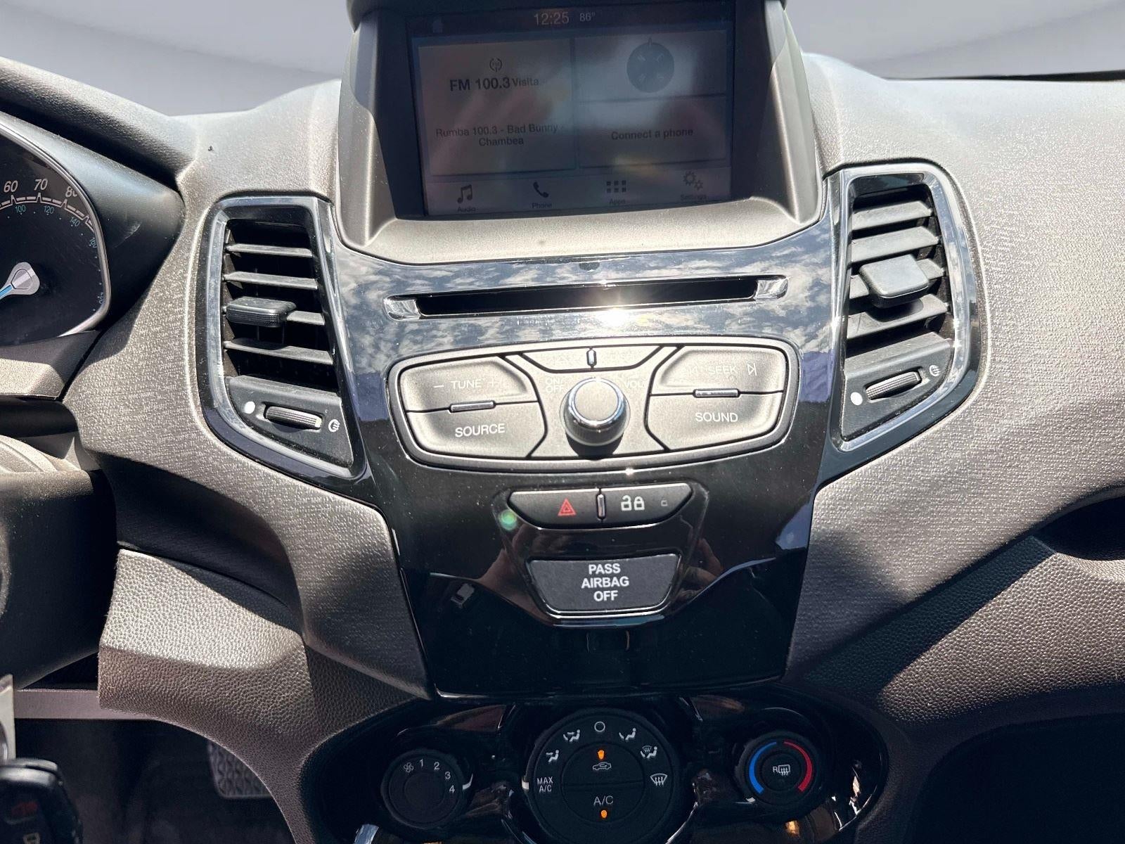 2016 Ford Fiesta SE