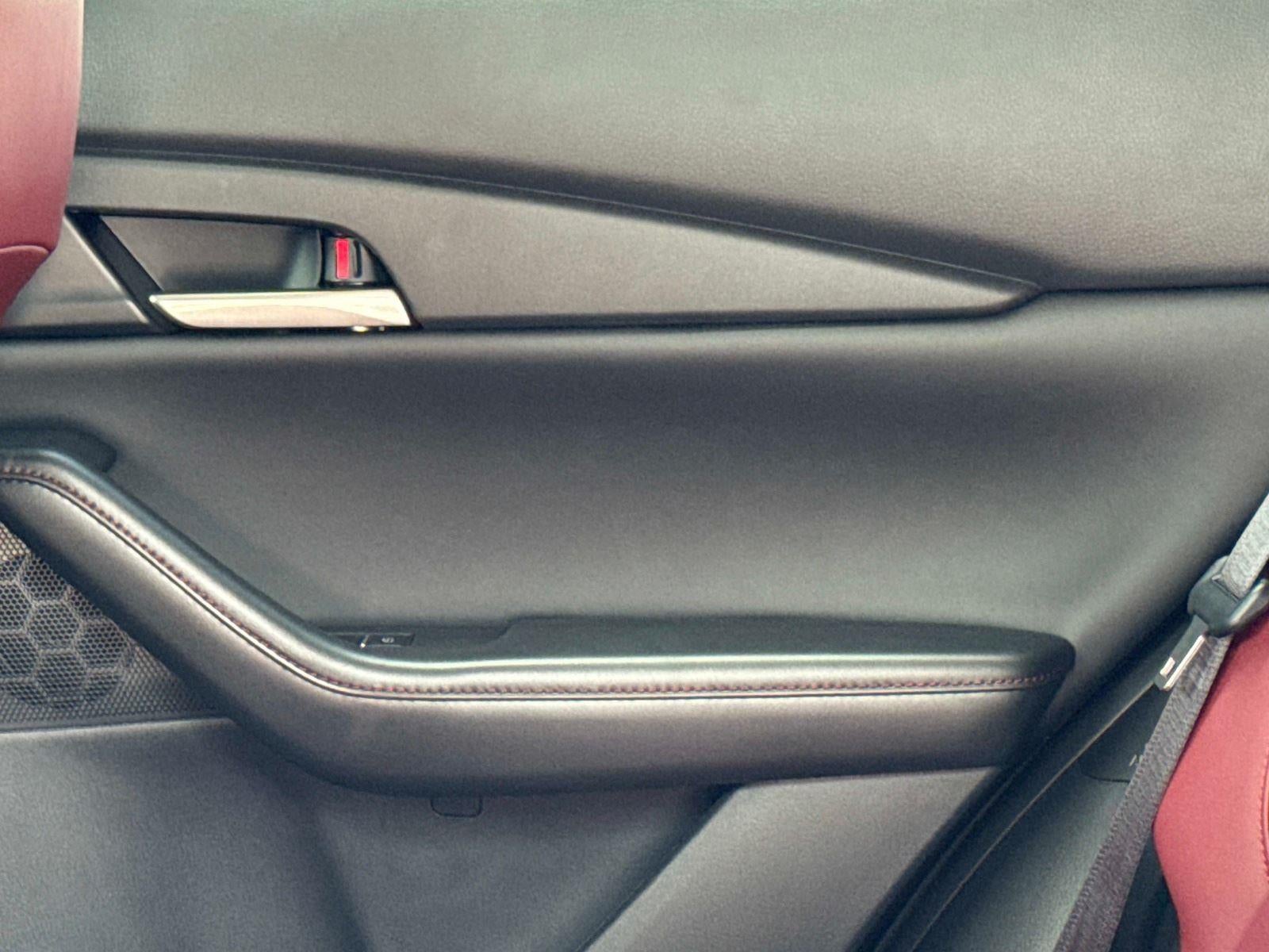 2026 Mazda Mazda CX-30 2.5 S Carbon Edition AWD