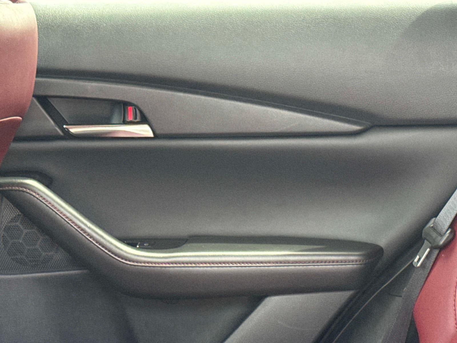 2025 Mazda Mazda CX-30 2.5 S Carbon Edition