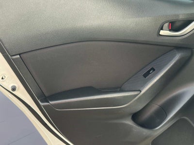 2015 Mazda Mazda3 i Sport