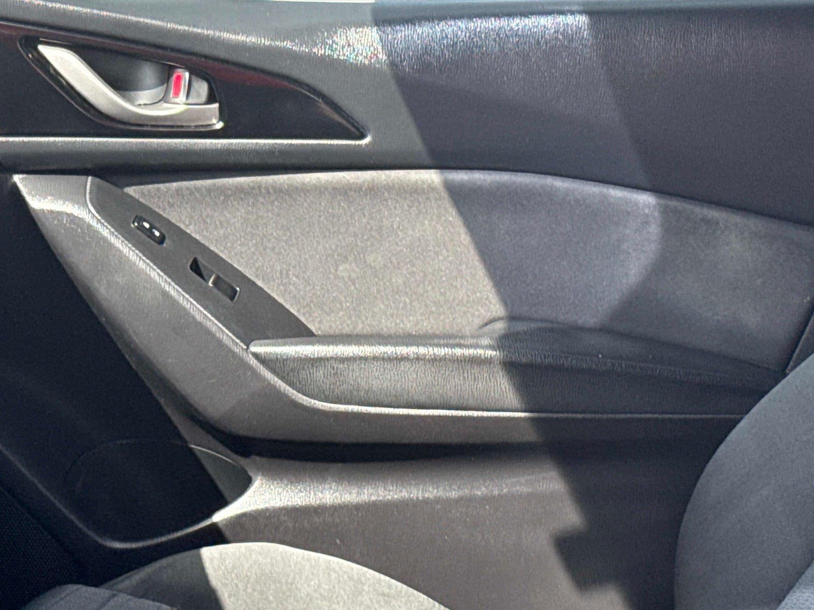 2015 Mazda Mazda3 i Sport