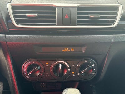 2015 Mazda Mazda3 i Sport