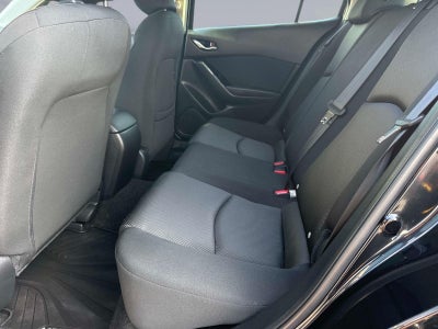 2018 Mazda Mazda3 5-Door Sport