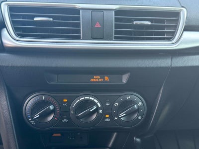 2018 Mazda Mazda3 5-Door Sport