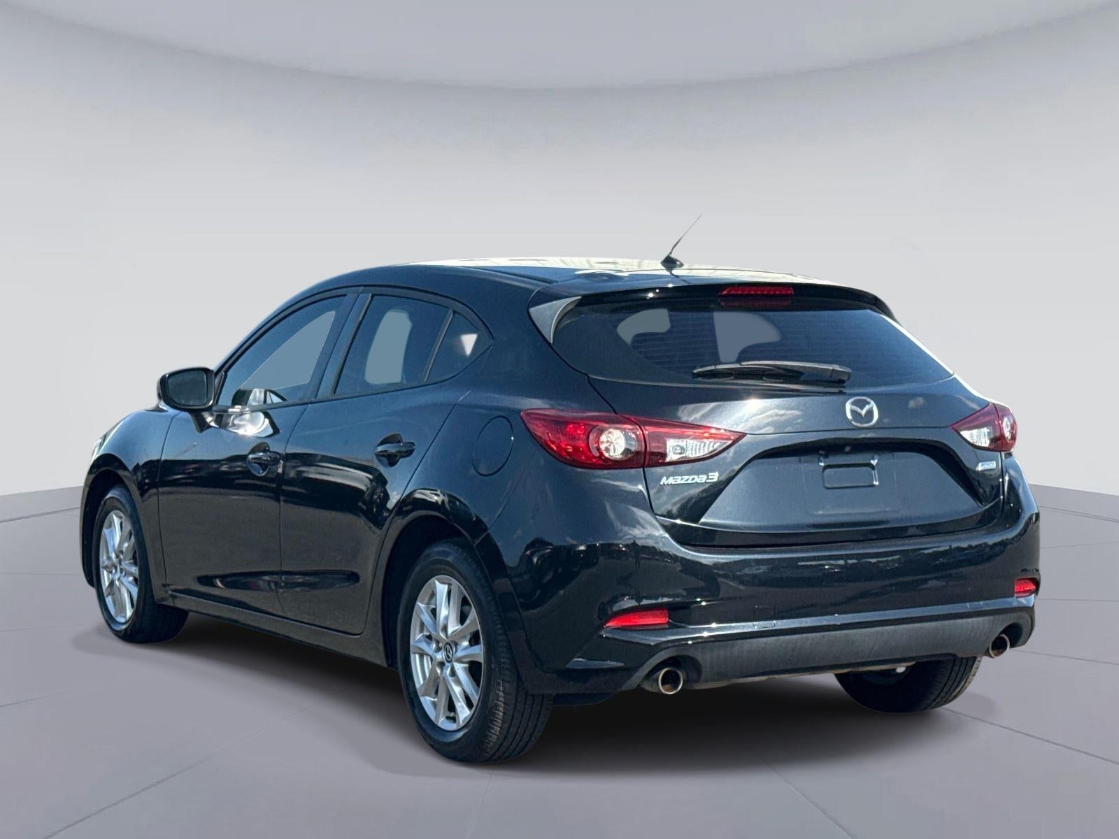 2018 Mazda Mazda3 5-Door Sport