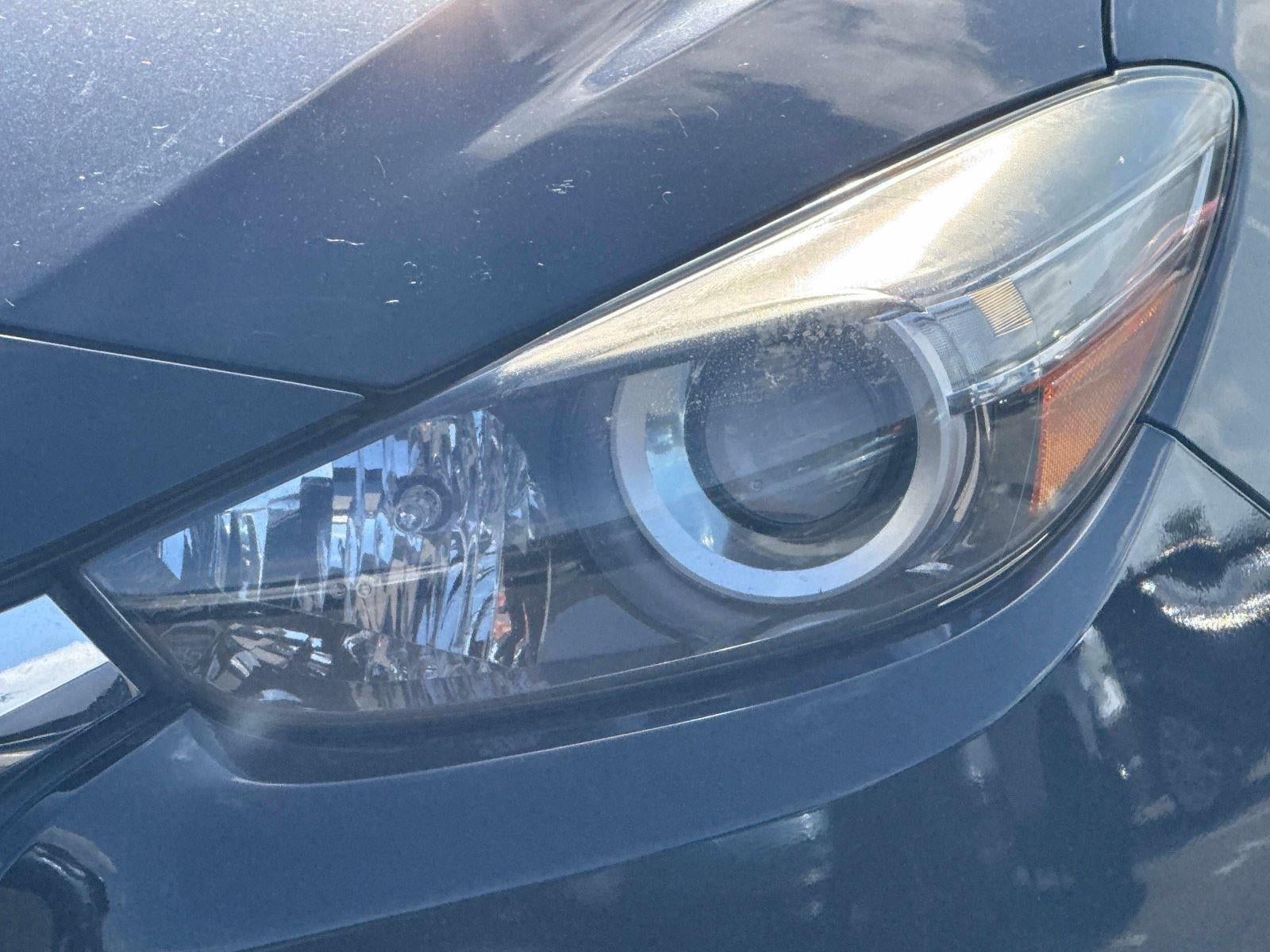 2018 Mazda Mazda3 5-Door Sport