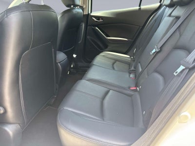 2018 Mazda Mazda3 5-Door Touring
