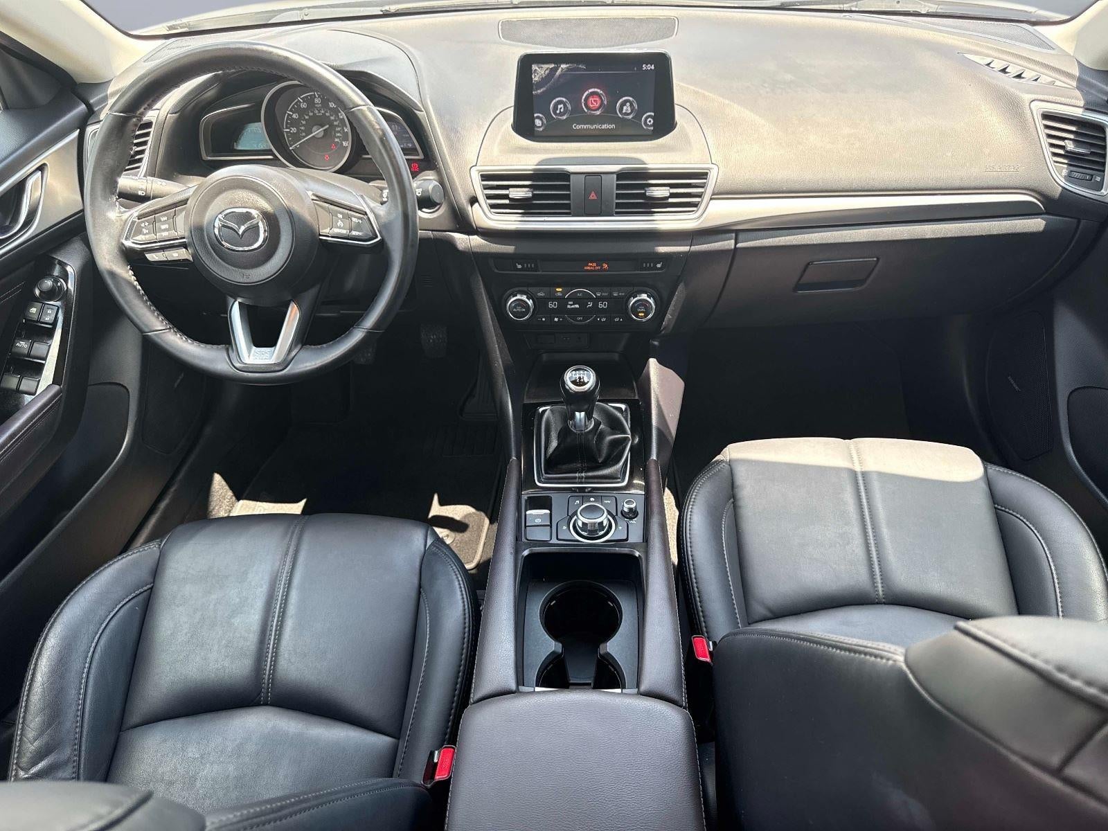 2018 Mazda Mazda3 5-Door Touring
