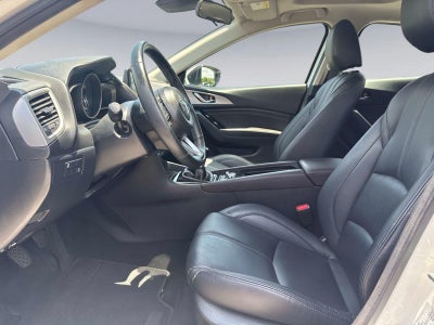 2018 Mazda Mazda3 5-Door Touring