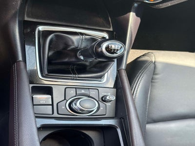 2018 Mazda Mazda3 5-Door Touring
