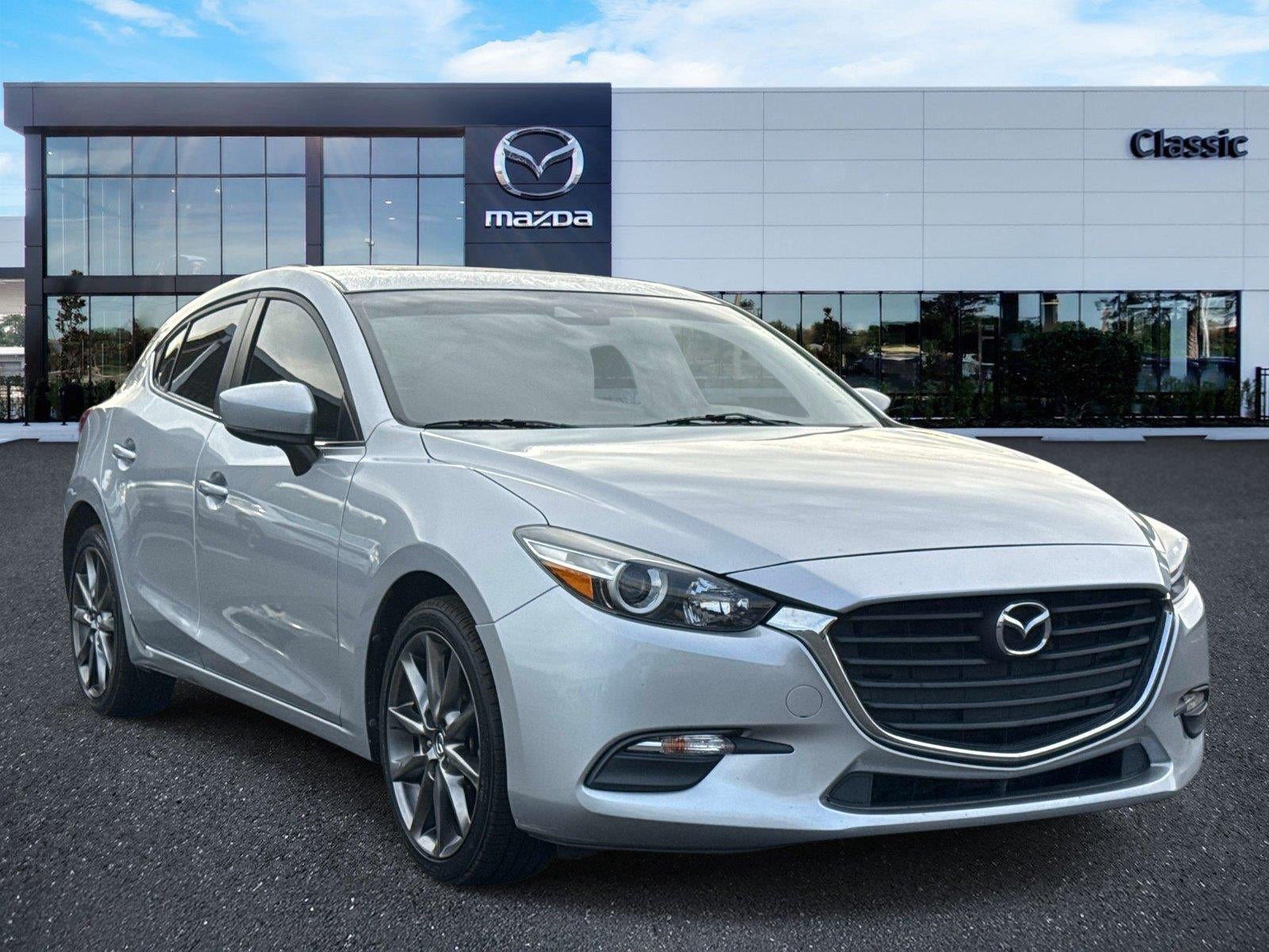 2018 Mazda Mazda3 5-Door Touring