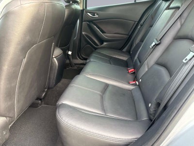 2018 Mazda Mazda3 5-Door Touring
