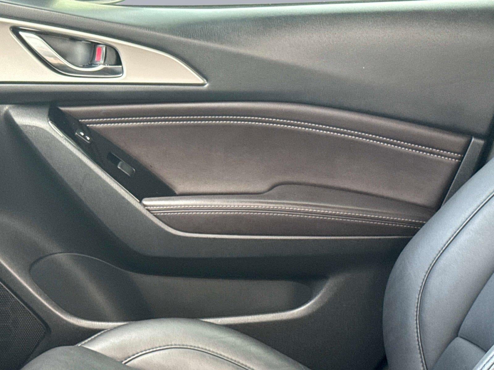 2018 Mazda Mazda3 5-Door Touring