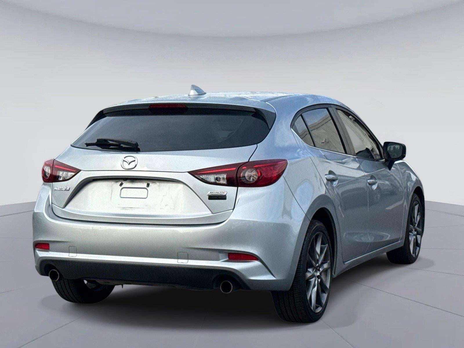 2018 Mazda Mazda3 5-Door Touring