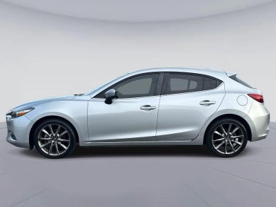 2018 Mazda Mazda3 5-Door Touring