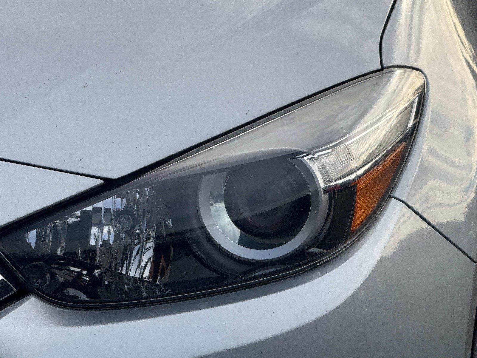 2018 Mazda Mazda3 5-Door Touring