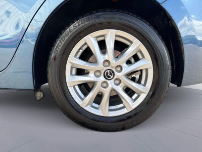 2018 Mazda Mazda3 4-Door Sport