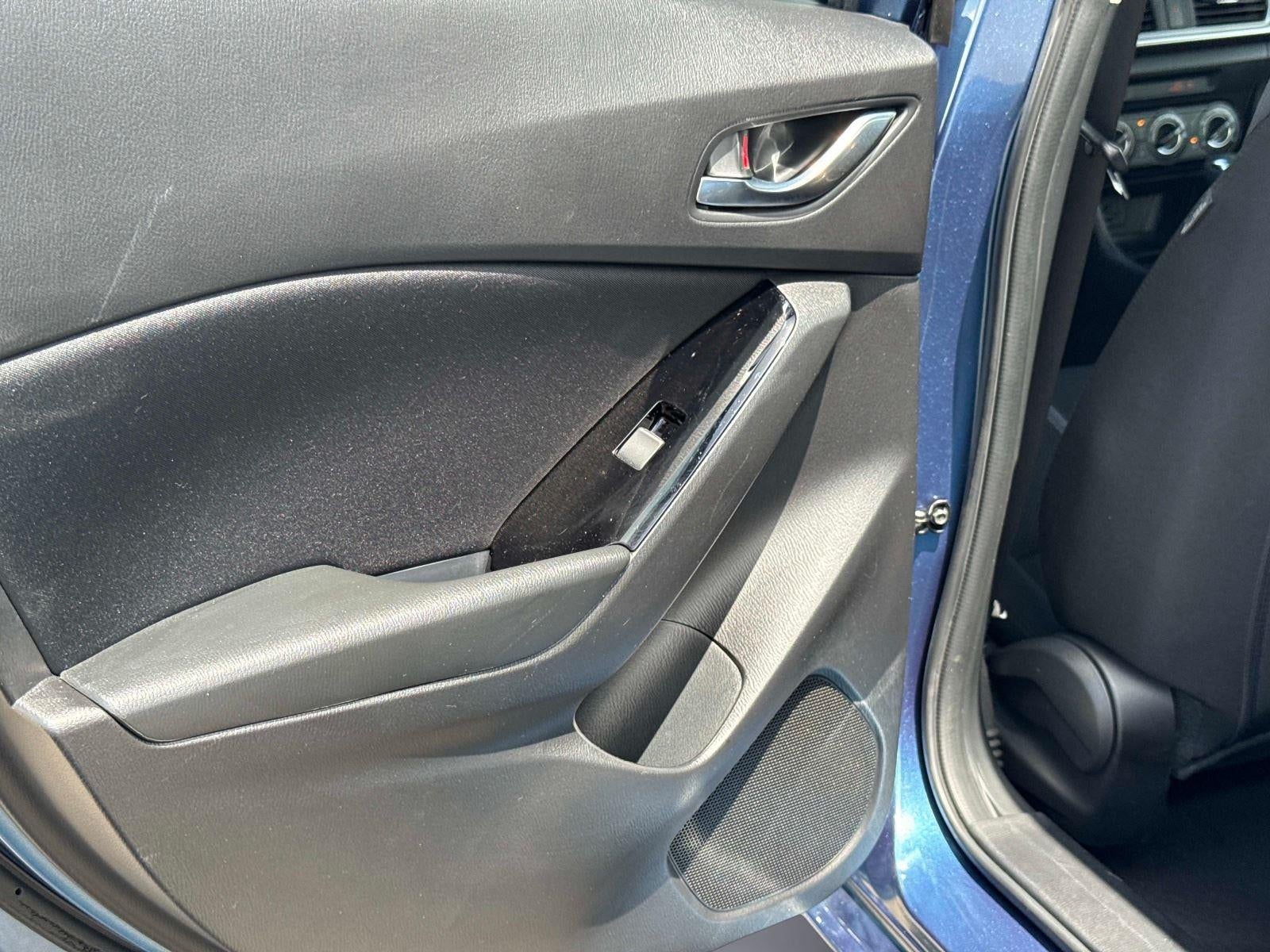 2018 Mazda Mazda3 4-Door Sport