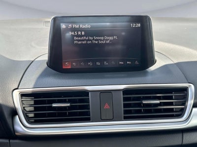 2018 Mazda Mazda3 4-Door Sport