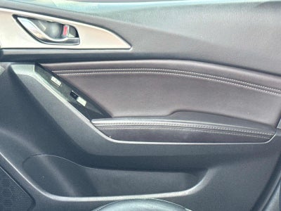 2017 Mazda Mazda3 4-Door Touring