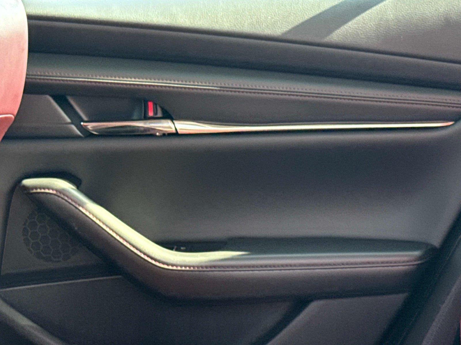 2023 Mazda Mazda3 Sedan 2.5 S Carbon Edition