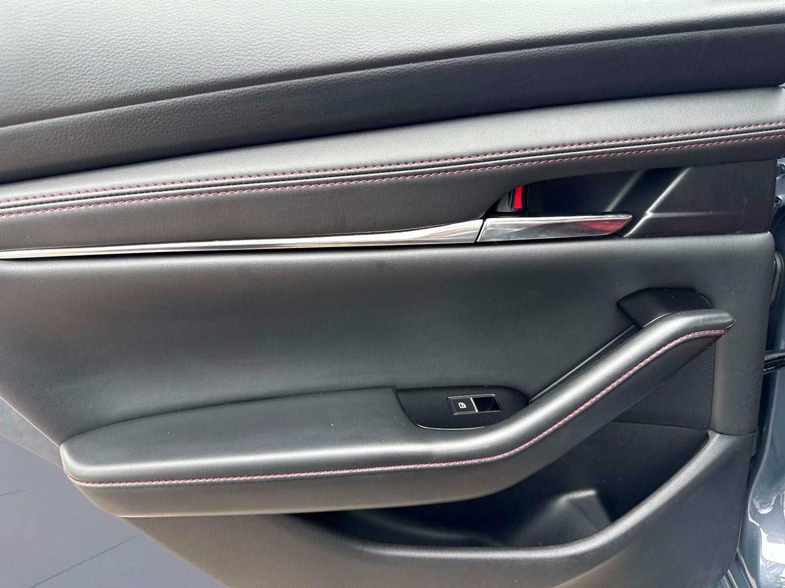 2025 Mazda Mazda3 Sedan 2.5 S Carbon Edition