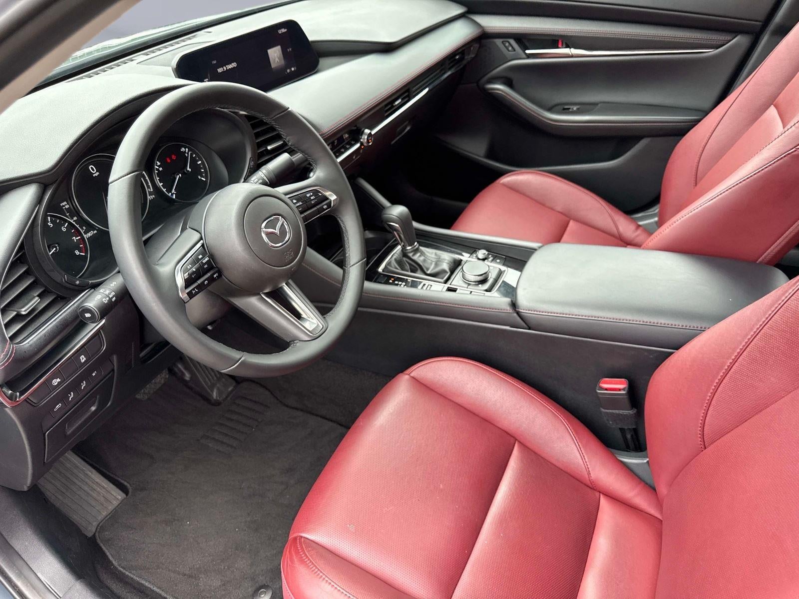 2025 Mazda Mazda3 Sedan 2.5 S Carbon Edition